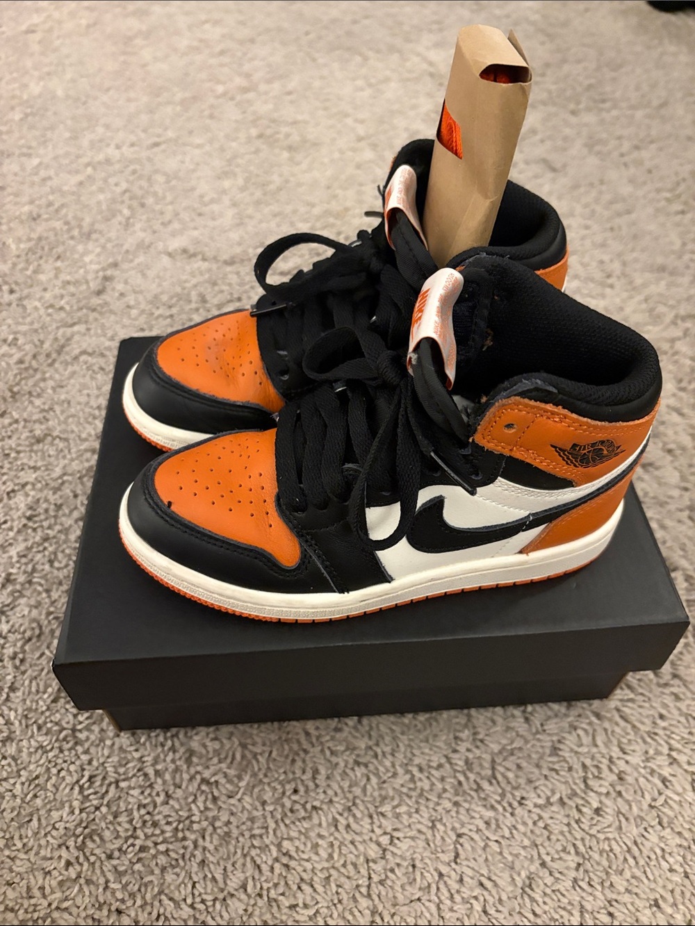 Kids’ Retro Jordan 1 Black and Orange- Shattered Backboard - Picture 4 of 9